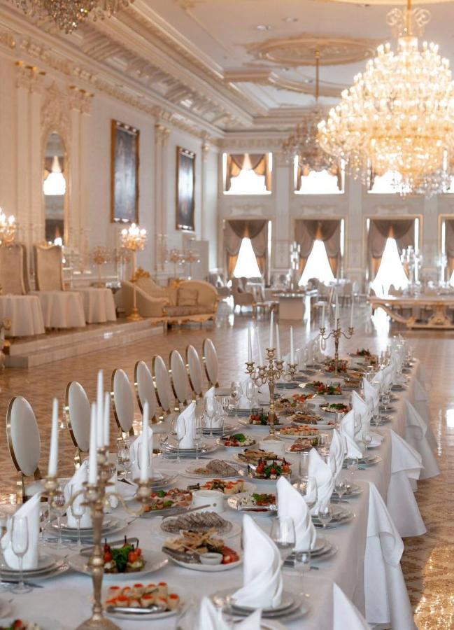 Hotel Grand Aristocrate Dubovtsy Eksteriør billede