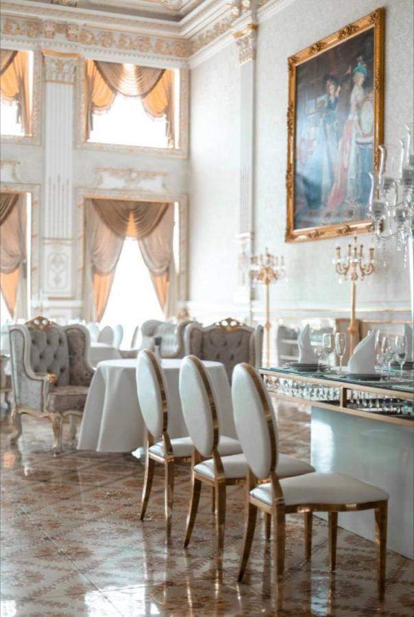 Hotel Grand Aristocrate Dubovtsy Eksteriør billede